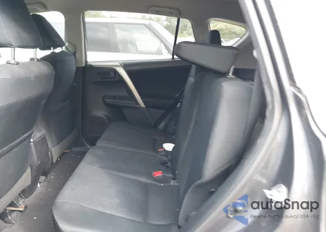 2015 Toyota Rav4 Le z USA, uszkodzony, nr VIN 2T3BFREV0FW297016